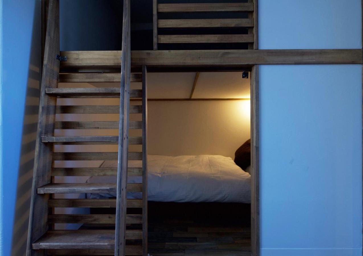 Hotel Both Сярі Екстер'єр фото
