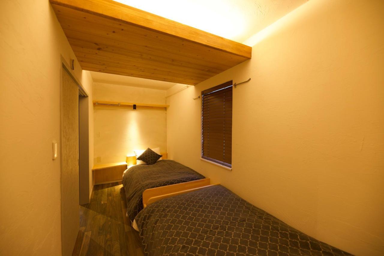 Hotel Both Сярі Екстер'єр фото