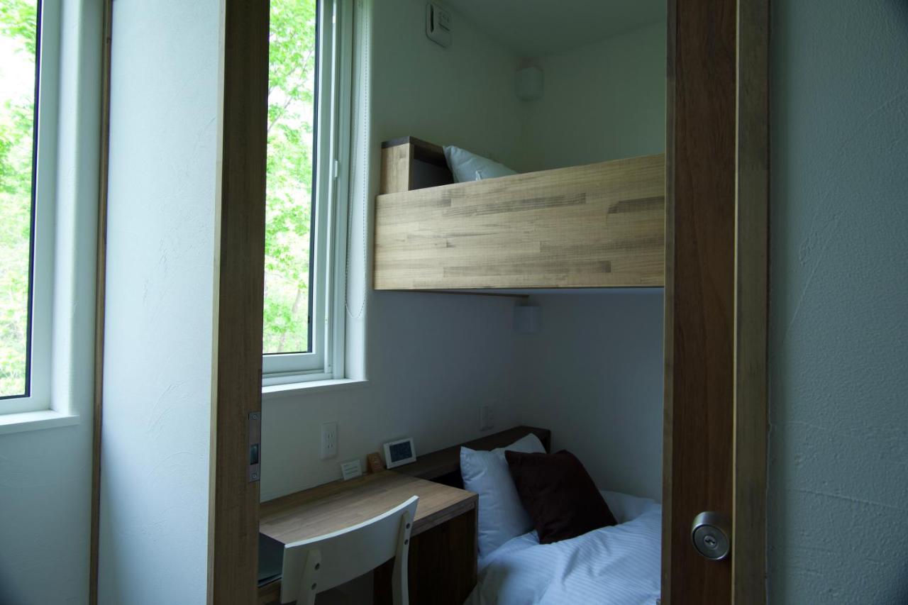 Hotel Both Сярі Екстер'єр фото