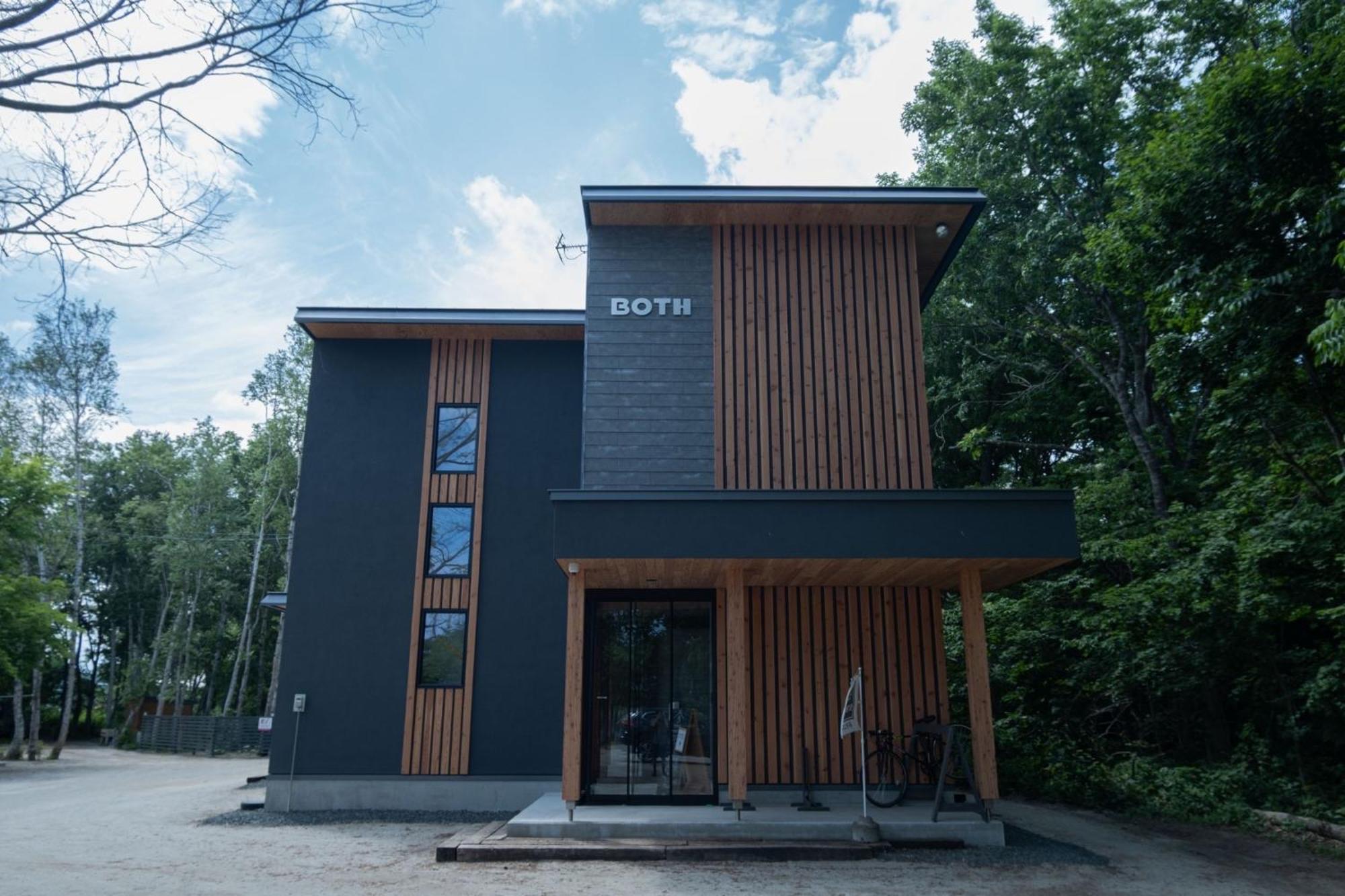 Hotel Both Сярі Екстер'єр фото