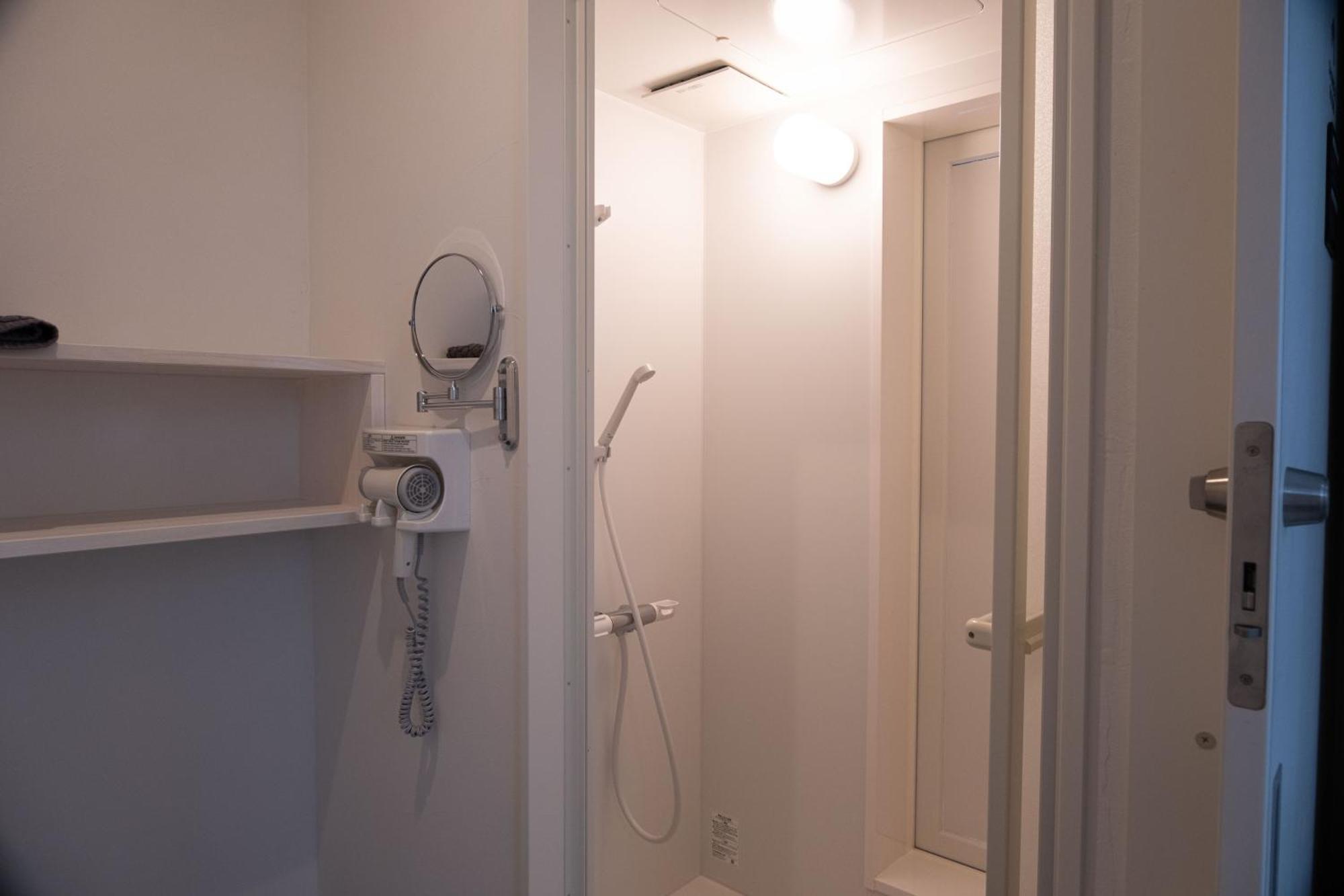 Hotel Both Сярі Екстер'єр фото